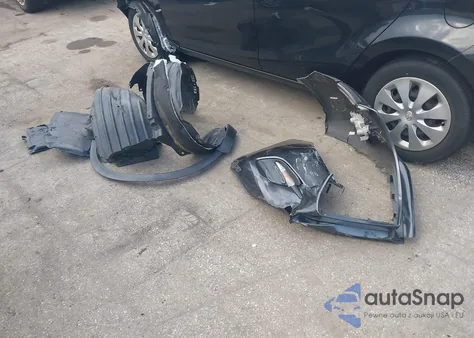 2018 Mazda Mazda3 Sport из США, поврежденный, VIN 3MZBN1K73JM265856